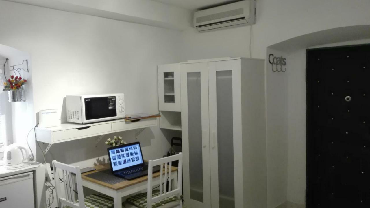 Split Studio Irisha Bagian luar foto